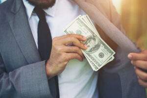 Aplicaciones montadeudas: fraudes por préstamo de dinero y cómo evitarlos