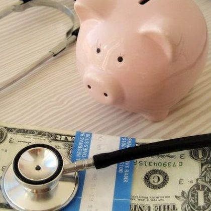 cuánto cuesta un seguro de gastos médicos mayores