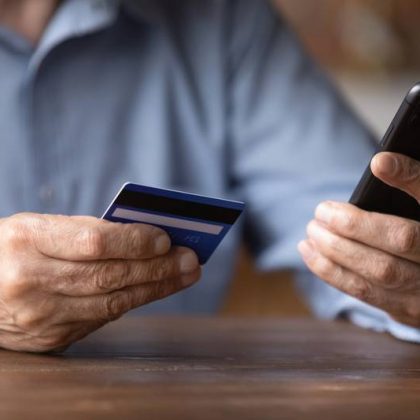 Cómo saber cuánto dinero tengo en mi tarjeta de crédito