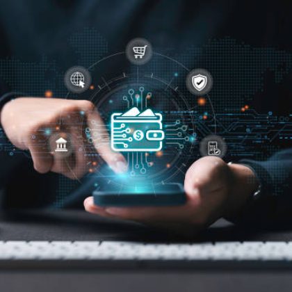 Representación de persona haciendo uso de una de las mejores marcas de billeteras digitales para agilizar sus transacciones.
