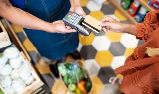 Coppel pay: qué es, cómo funciona y negocios afiliados