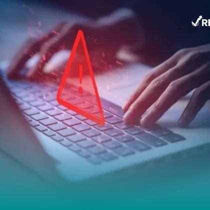 Persona utilizando su laptop con riesgo al no saber qué es el phishing y cómo evitarlo.