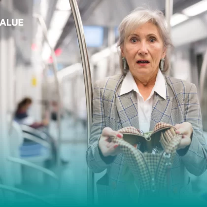 Mujer asaltada dentro del metro sin seguro de pertenencias.