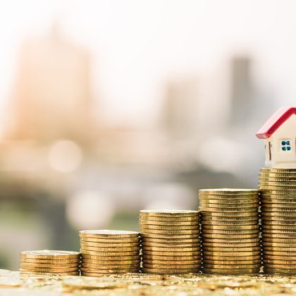 Concept,For,Property,Ladder,,Mortgage,And,Real,Estate,Investment.,House